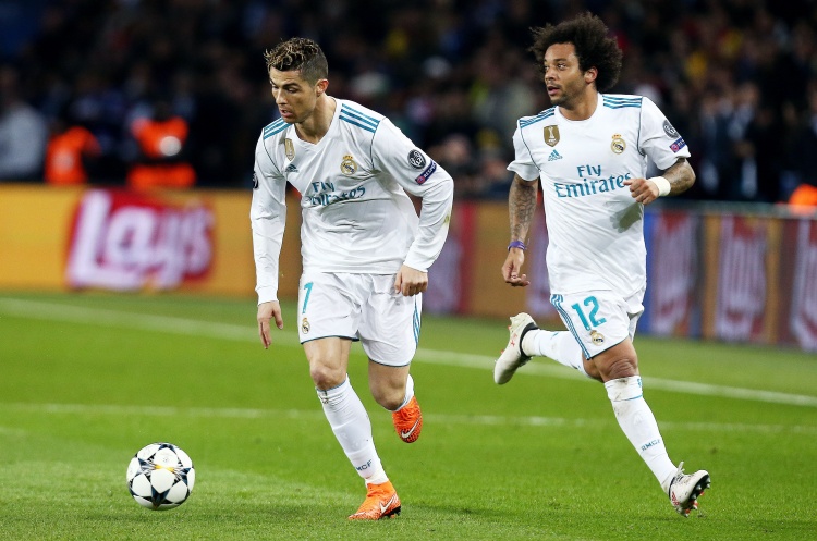 皇冠体育官方网站-马塞洛：有次友谊赛背后偷偷绊倒C罗他气坏了 他是工作狂是外星人